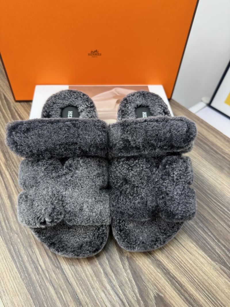 Hermes Slippers